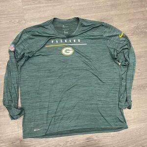 Nike Men's Green T-shirt